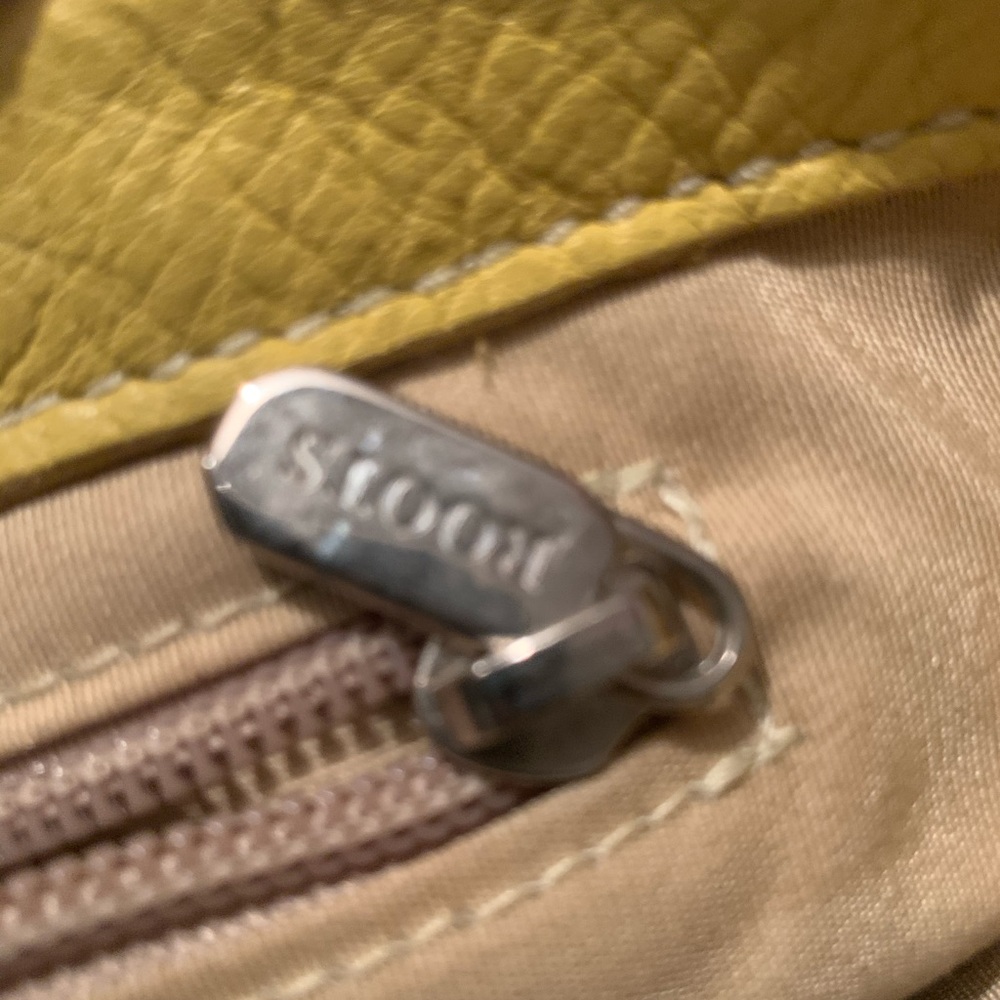 Yellow Roots purse - Picture 4 of 4